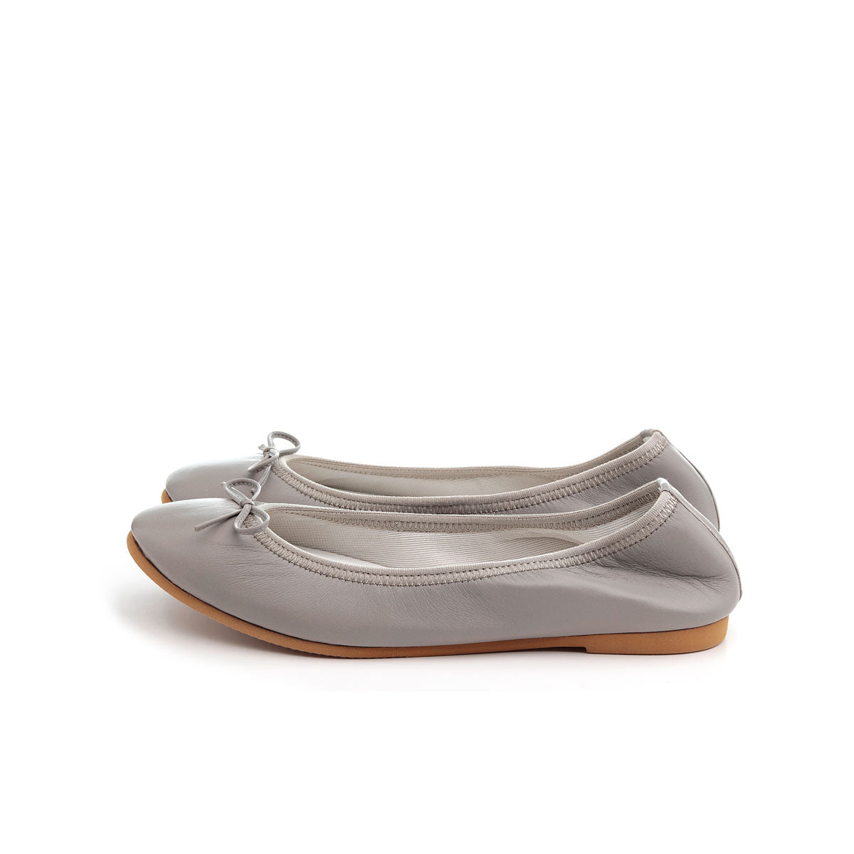 Pauline -Smooth Light gray スムース ライトグレー kurun クルン kuruntokyo 入学式 卒業式 クルントウキョウ 疲れない 痛くない madeinjapan 日本製 本革 バレエシューズ フラットシューズ パンプス kurunTOKYO mdmバレエシューズwaterproof レインシューズ 小さいサイズ 大きいサイズ 26cm 21.5cm 26cm 25.5cm 25cm 22cm