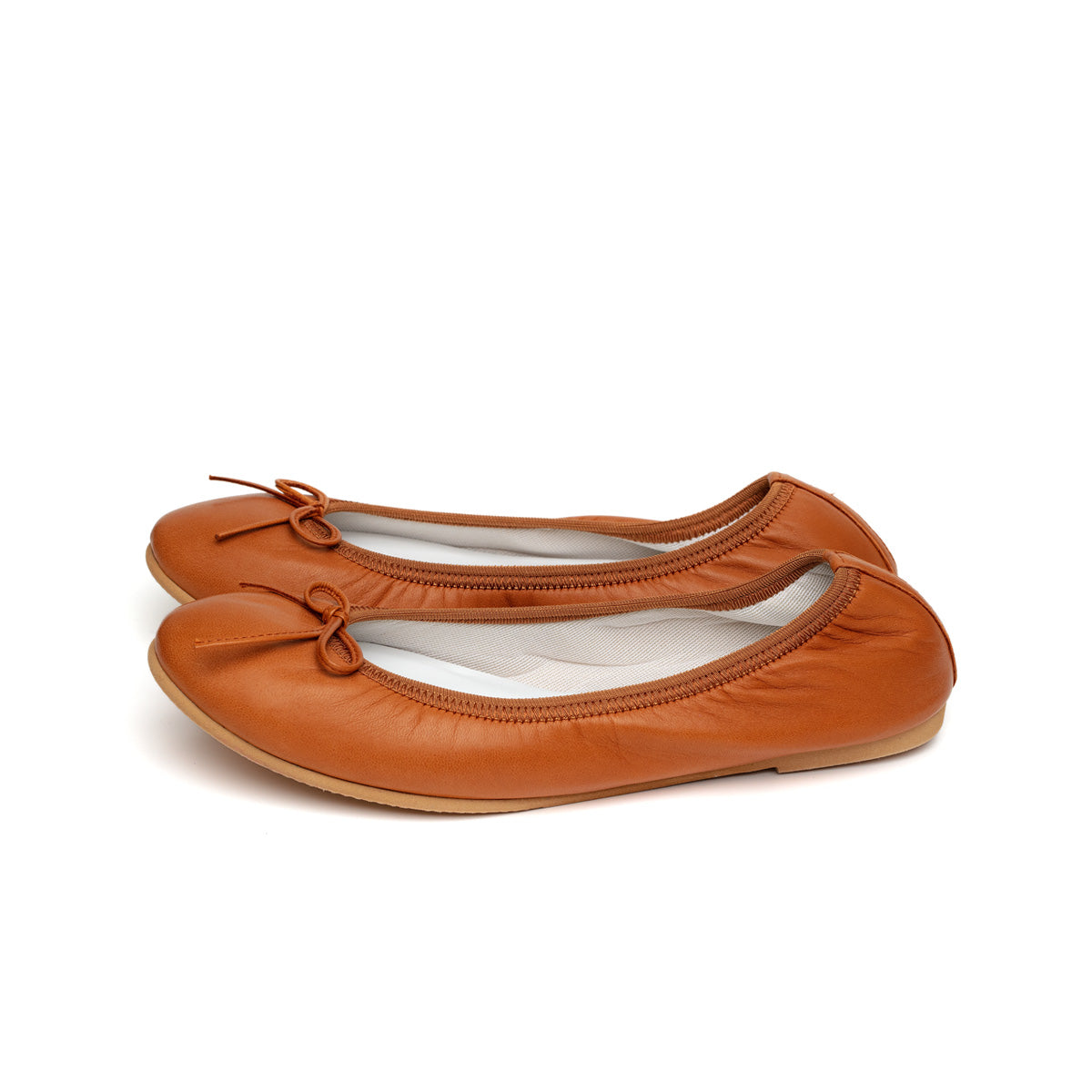 Pauline -Premium Smooth Camel プレミアムスムース キャメル(Limited) kurun クルン kuruntokyo 入学式 卒業式 クルントウキョウ 疲れない 痛くない madeinjapan 日本製 本革 バレエシューズ フラットシューズ パンプス kurunTOKYO mdmバレエシューズwaterproof レインシューズ 小さいサイズ 大きいサイズ 26cm 21.5cm 26cm 25.5cm 25cm 22cm