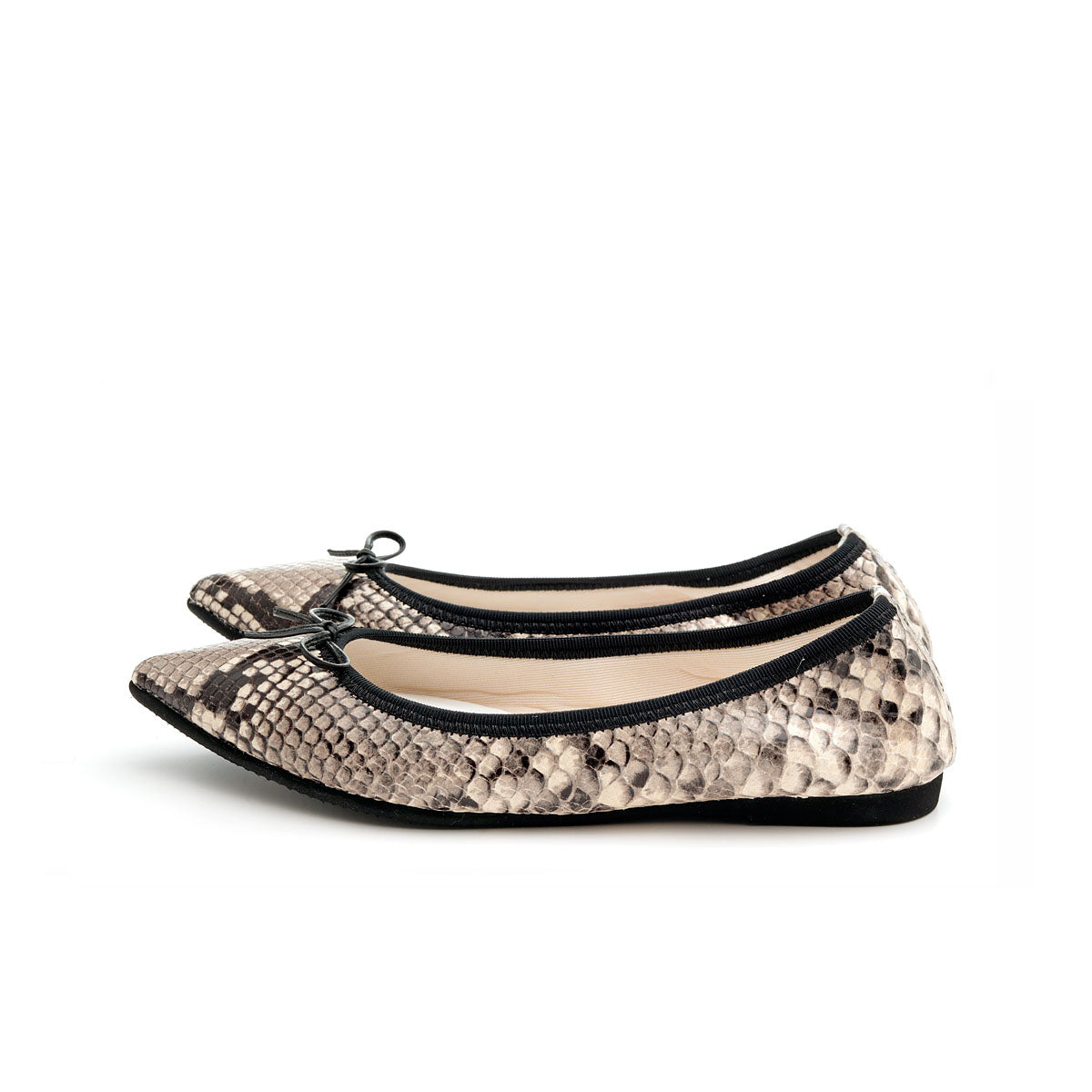 Mathilde -Pythonprint Black パイソンプリント ブラック kurun クルン kuruntokyo 入学式 卒業式 クルントウキョウ 疲れない 痛くない madeinjapan 日本製 本革 バレエシューズ フラットシューズ パンプス kurunTOKYO mdmバレエシューズwaterproof レインシューズ 小さいサイズ 大きいサイズ 26cm 21.5cm 26cm 25.5cm 25cm 22cm