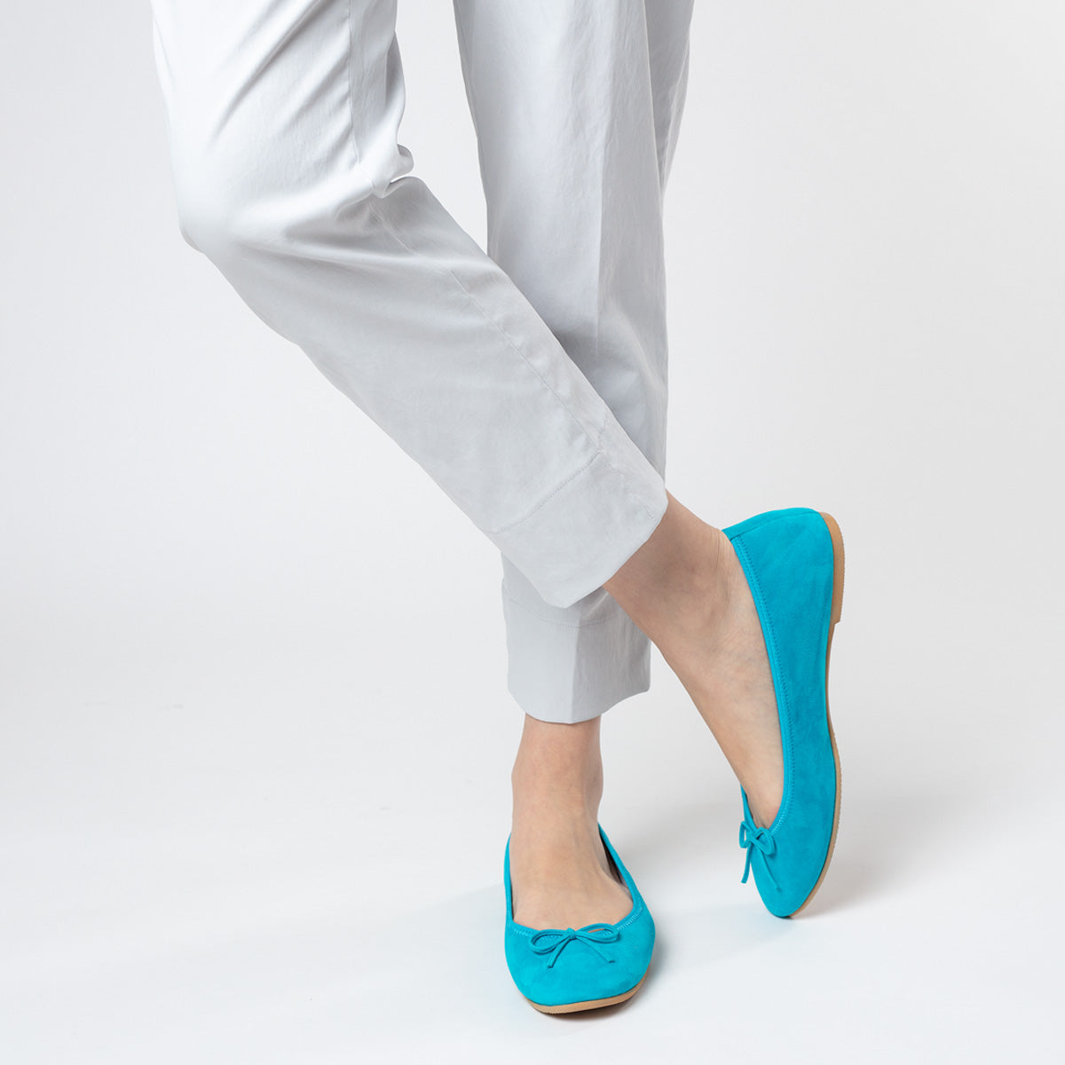 Pauline -Premium Suede Turquoise プレミアムスエード ターコイズ(Limited) kurun クルン kuruntokyo 入学式 卒業式 クルントウキョウ 疲れない 痛くない madeinjapan 日本製 本革 バレエシューズ フラットシューズ パンプス kurunTOKYO mdmバレエシューズwaterproof レインシューズ 小さいサイズ 大きいサイズ 26cm 21.5cm 26cm 25.5cm 25cm 22cm