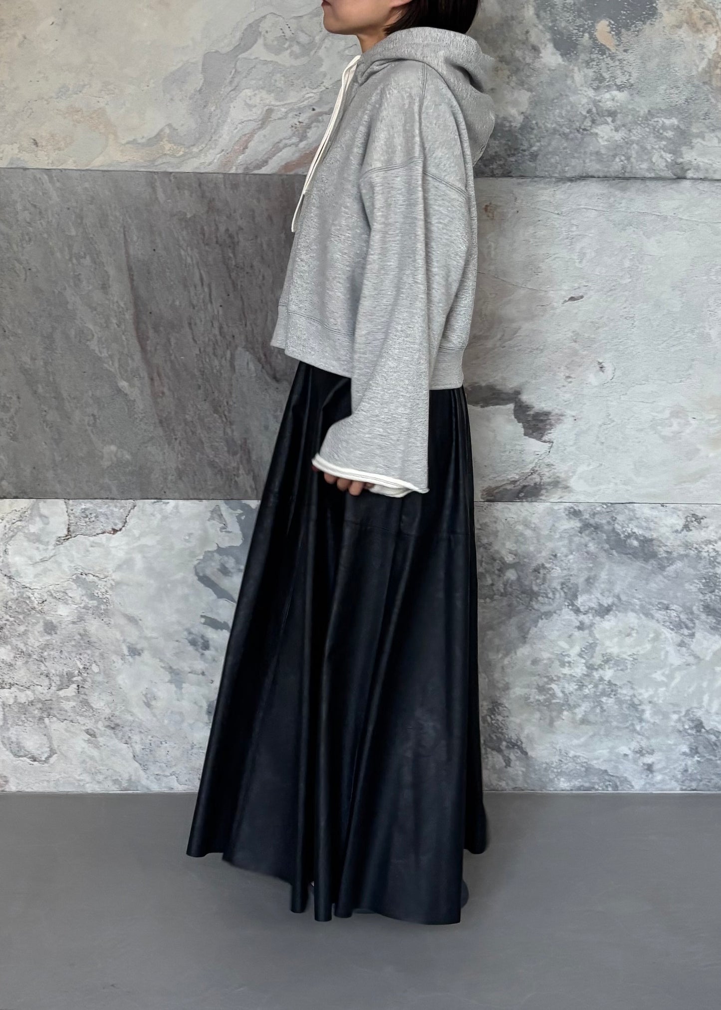 SACRA/PREMIUM-FLEECE HOODIE