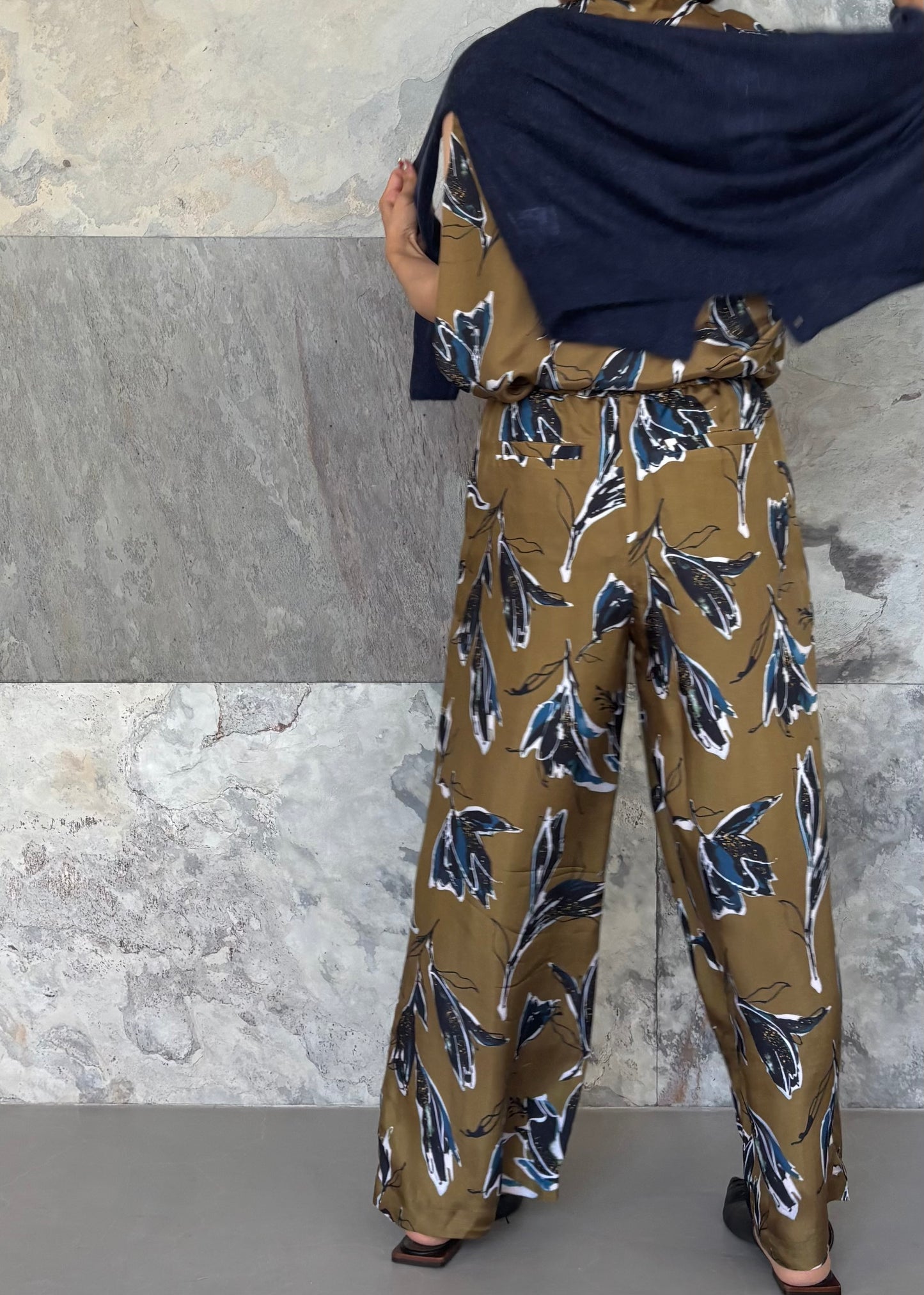 SACRA AUTUMN FLORA TOP
