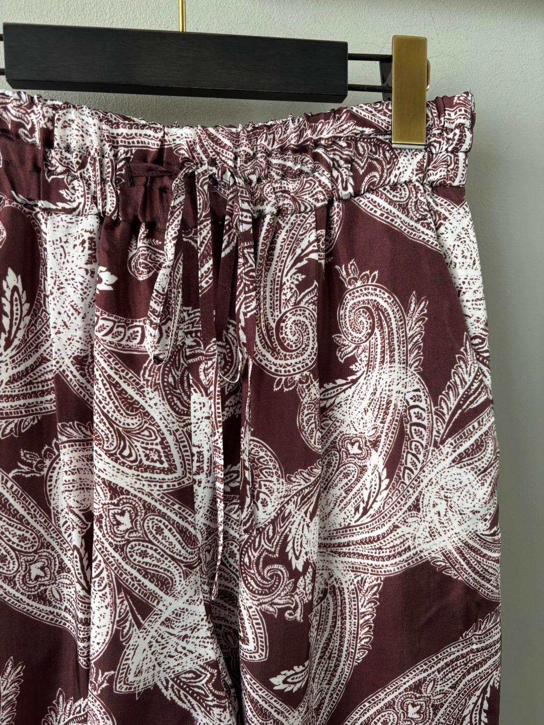 SACRA/OVERLAP PAISLEY PANTS