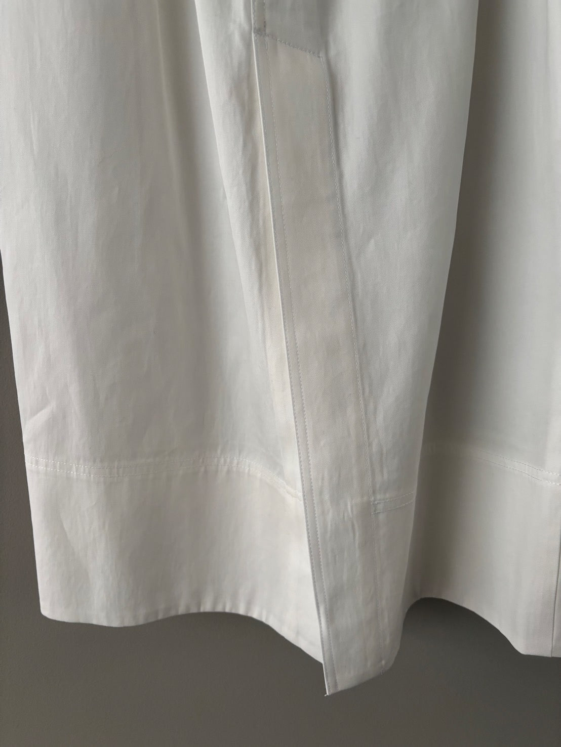 SACRA / H.COUNT DRY GABERDINE SKIRT