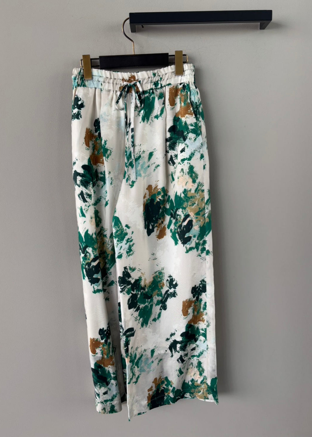 SACRA/BLURRED FLORA PANTS