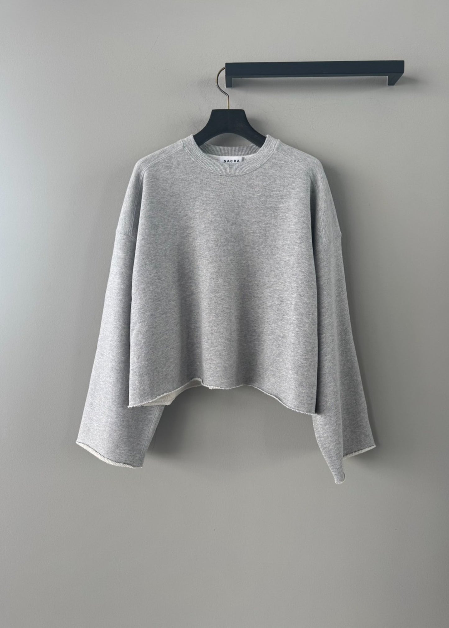 SACRA PREMIUM FLEECE CROPPED TOP