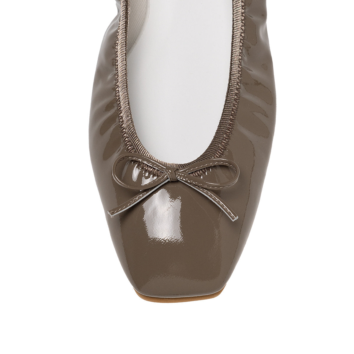 Giselle -Enamel Taupe エナメル トープ kurun クルン kuruntokyo 入学式 卒業式 クルントウキョウ 疲れない 痛くない madeinjapan 日本製 本革 バレエシューズ フラットシューズ パンプス kurunTOKYO mdmバレエシューズwaterproof レインシューズ 小さいサイズ 大きいサイズ 26cm 21.5cm 26cm 25.5cm 25cm 22cm