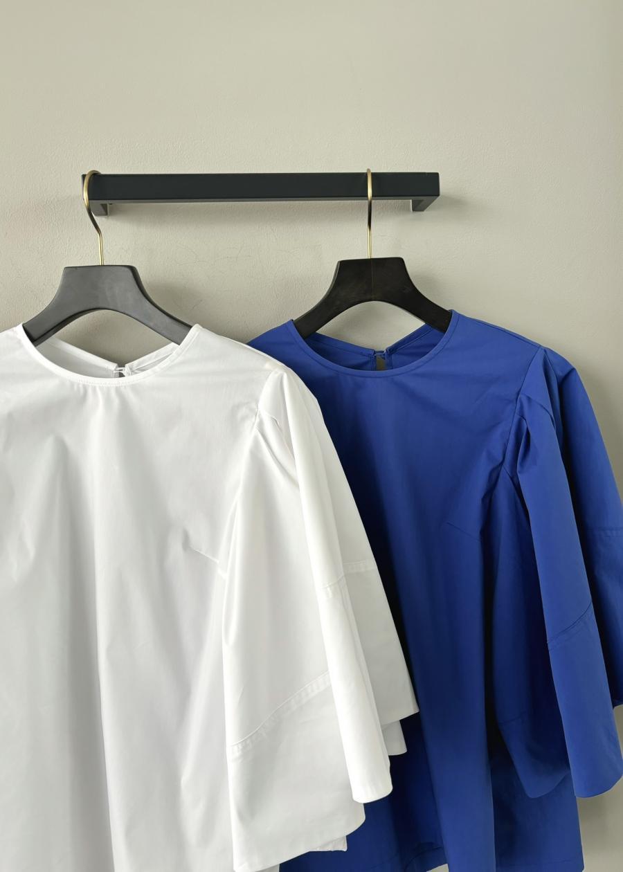 FORMO / TUCK FLARE SLEEVE BLOUSE