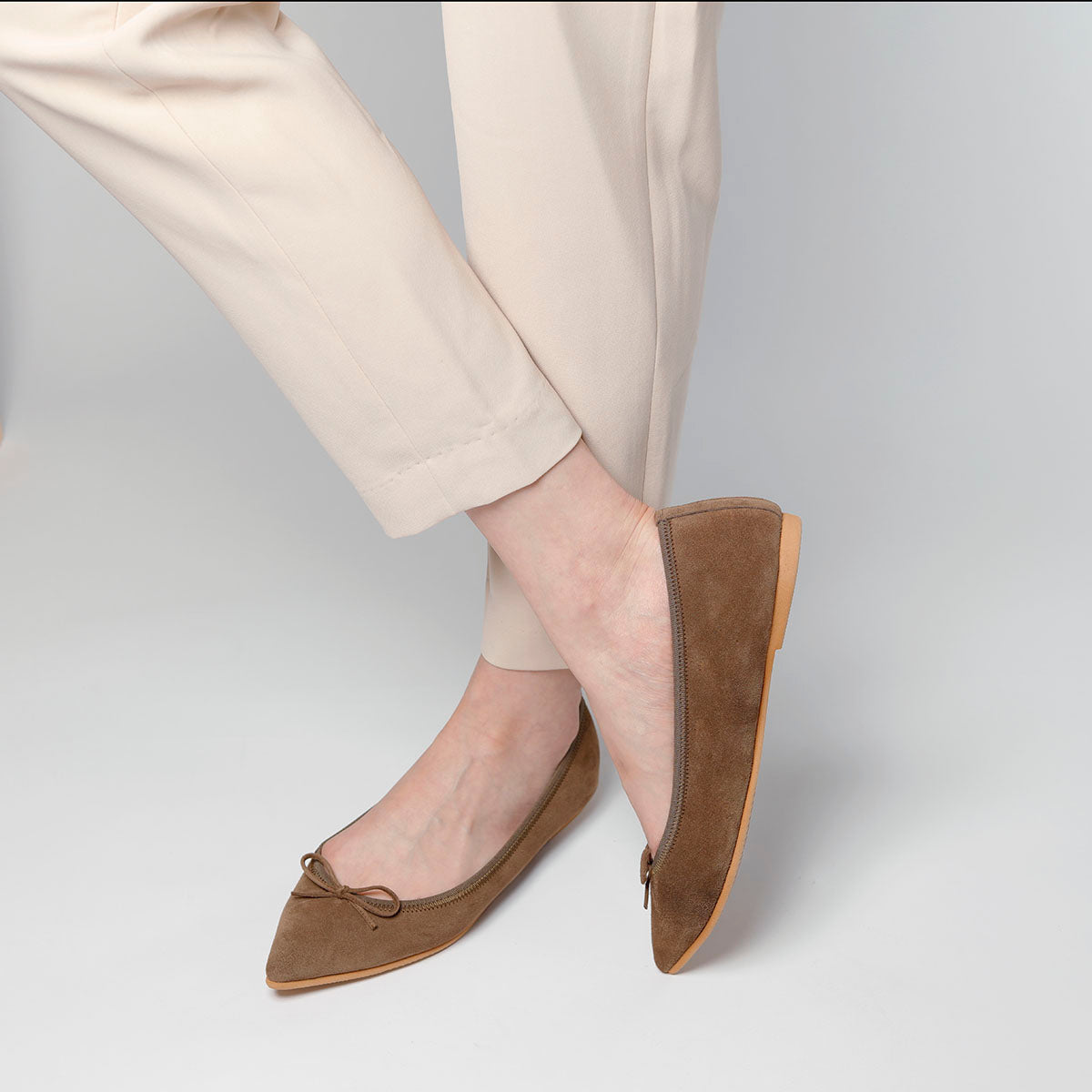 [期間限定 受注生産] -Suede Olive スエード オリーブ kurun クルン kuruntokyo 入学式 卒業式 クルントウキョウ 疲れない 痛くない madeinjapan 日本製 本革 バレエシューズ フラットシューズ パンプス kurunTOKYO mdmバレエシューズwaterproof レインシューズ 小さいサイズ 大きいサイズ 26cm 21.5cm 26cm 25.5cm 25cm 22cm