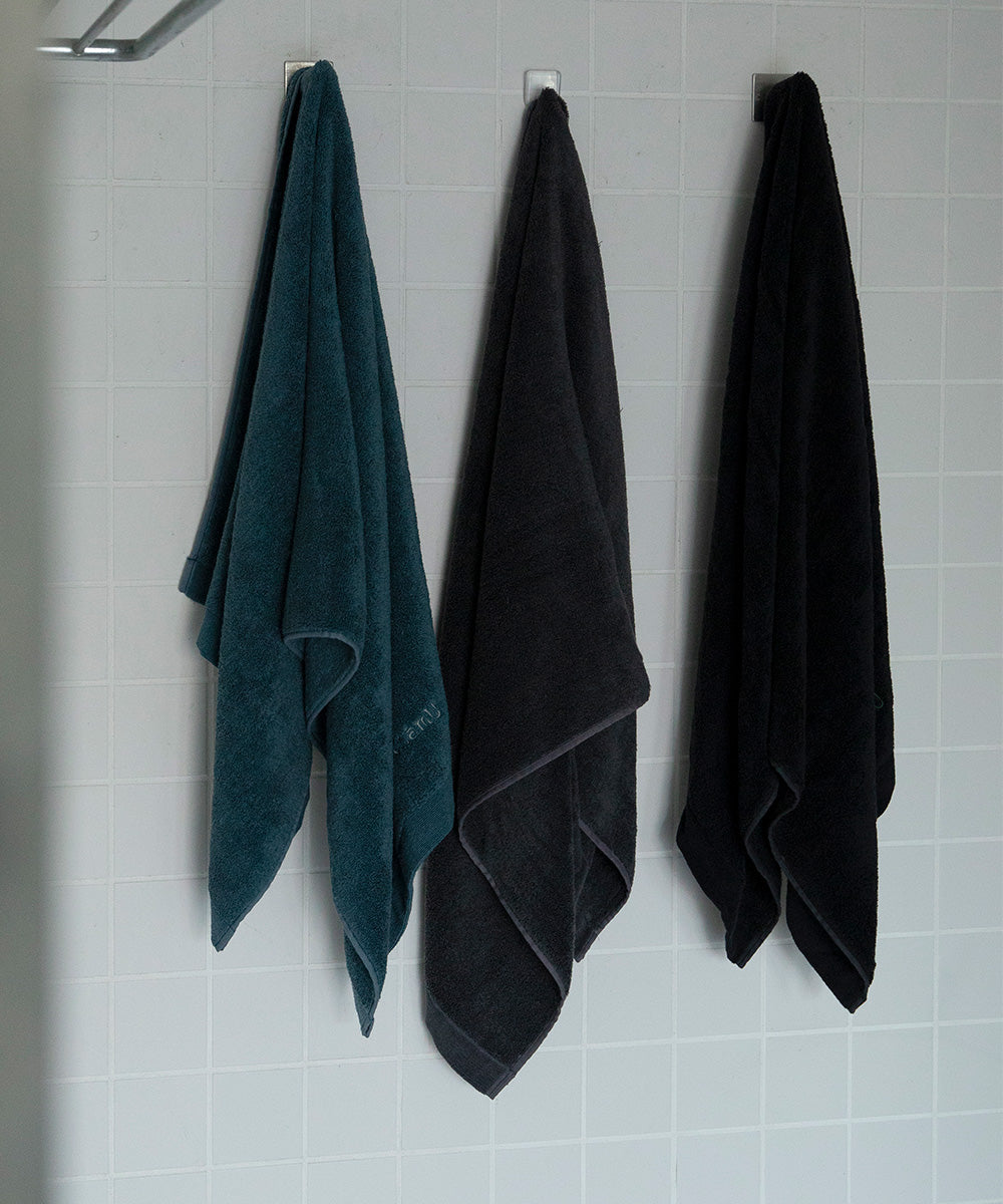 TOWELS / SHADOW