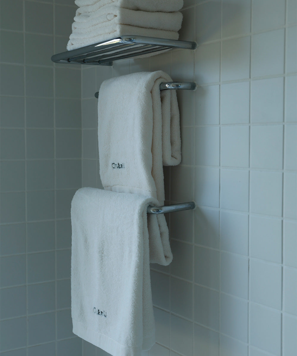 TOWELS / WHITE