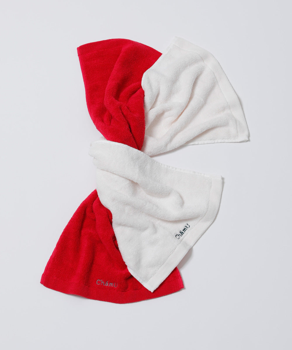 TOWELS / BERRY
