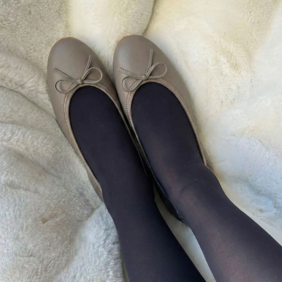 Pauline -Waterproof Smooth Taupe ウォータープルーフスムース トープ kurun クルン kuruntokyo 入学式 卒業式 クルントウキョウ 疲れない 痛くない madeinjapan 日本製 本革 バレエシューズ フラットシューズ パンプス kurunTOKYO mdmバレエシューズwaterproof レインシューズ 小さいサイズ 大きいサイズ 26cm 21.5cm 26cm 25.5cm 25cm 22cm
