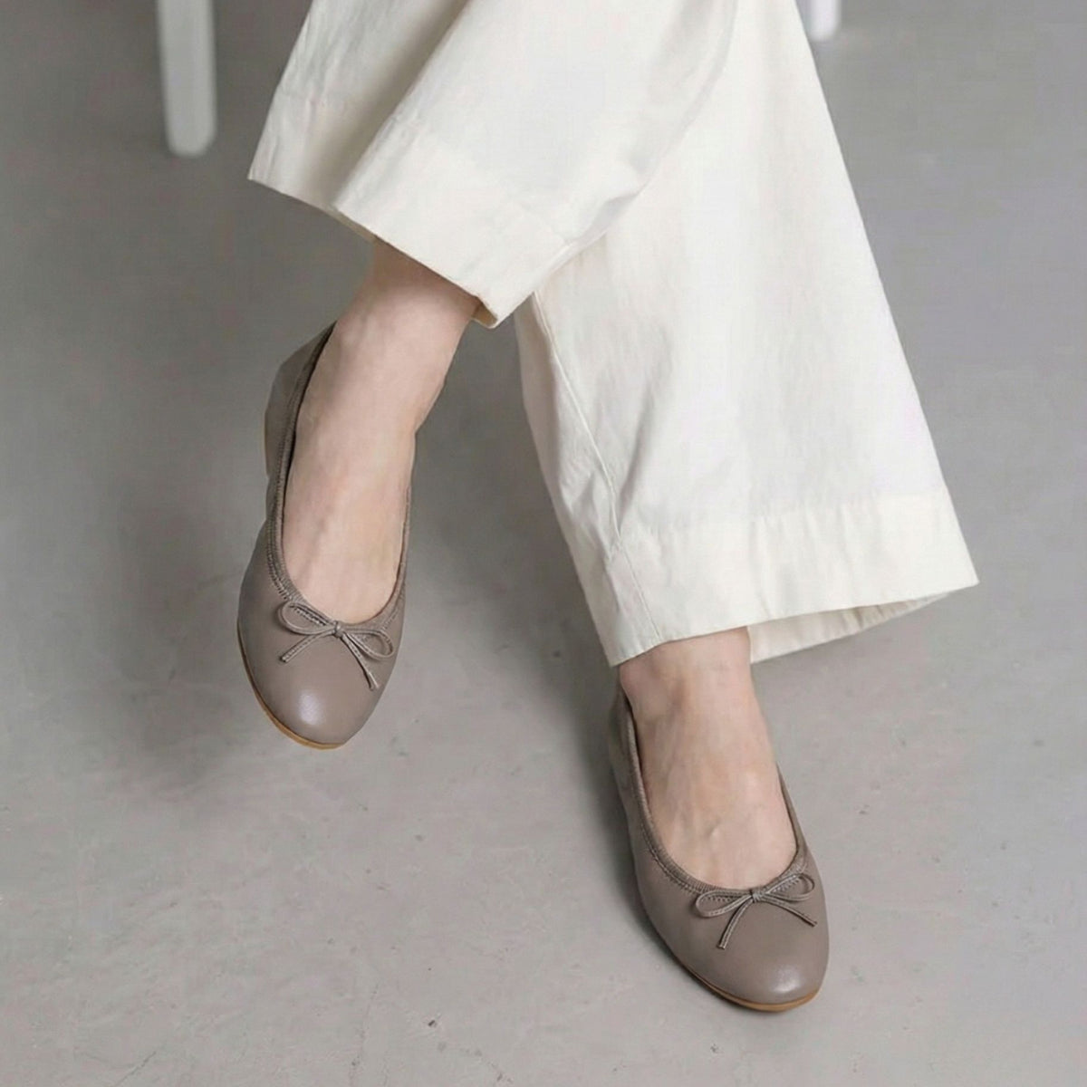 Pauline -Waterproof Smooth Taupe ウォータープルーフスムース トープ kurun クルン kuruntokyo 入学式 卒業式 クルントウキョウ 疲れない 痛くない madeinjapan 日本製 本革 バレエシューズ フラットシューズ パンプス kurunTOKYO mdmバレエシューズwaterproof レインシューズ 小さいサイズ 大きいサイズ 26cm 21.5cm 26cm 25.5cm 25cm 22cm