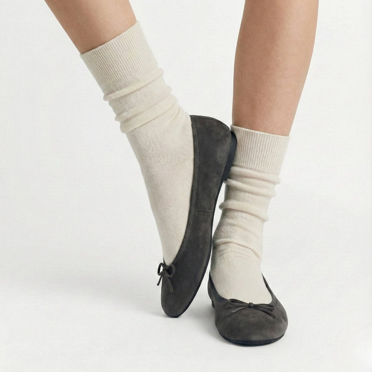 Pauline -Waterproof Suede Darkgray ウォータープルーフ スエード ダークグレー kurun クルン kuruntokyo 入学式 卒業式 クルントウキョウ 疲れない 痛くない madeinjapan 日本製 本革 バレエシューズ フラットシューズ パンプス kurunTOKYO mdmバレエシューズwaterproof レインシューズ 小さいサイズ 大きいサイズ 26cm 21.5cm 26cm 25.5cm 25cm 22cm