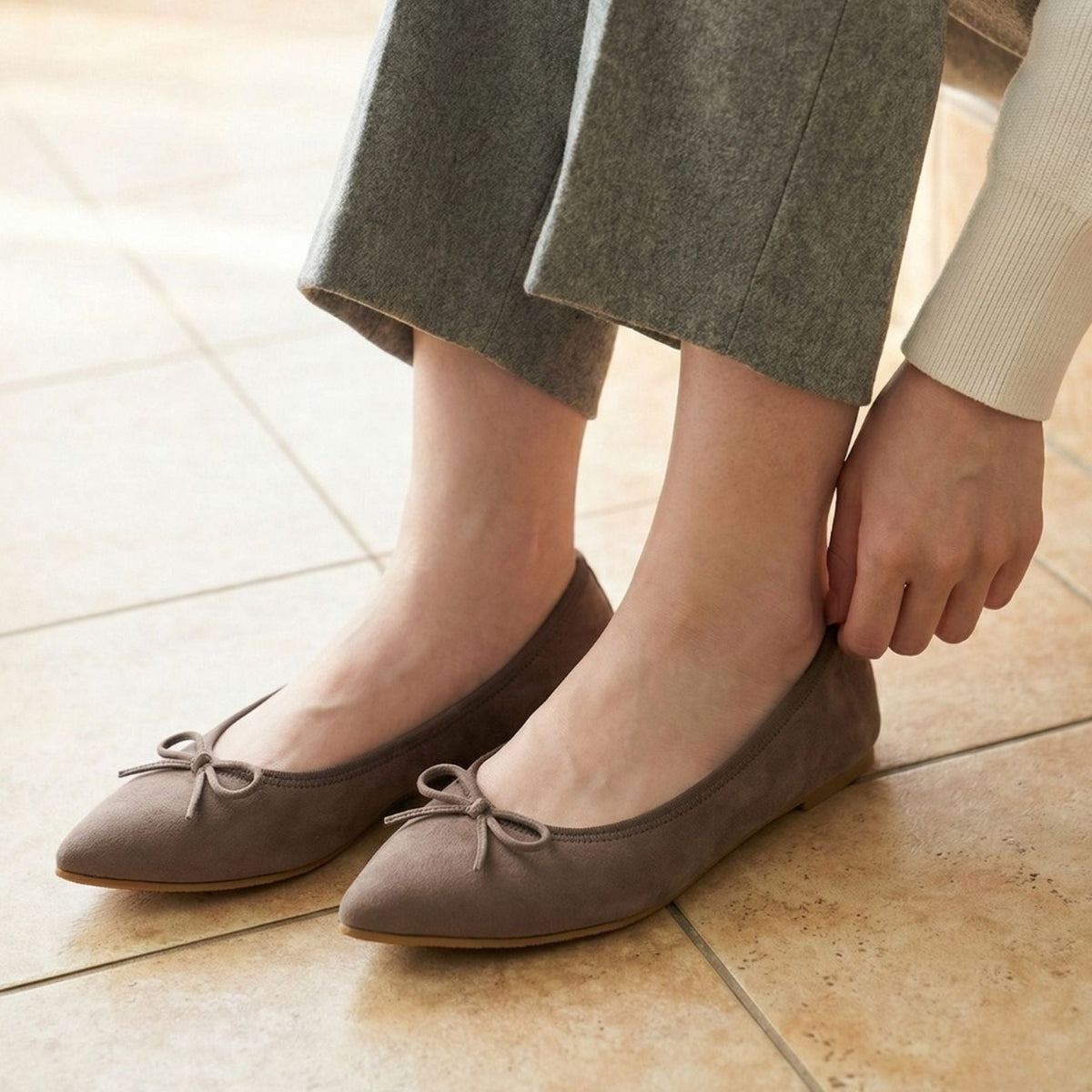 Mathilde -Waterproof Suede Taupe ウォータープルーフスエード トープ kurun クルン kuruntokyo 入学式 卒業式 クルントウキョウ 疲れない 痛くない madeinjapan 日本製 本革 バレエシューズ フラットシューズ パンプス kurunTOKYO mdmバレエシューズwaterproof レインシューズ 小さいサイズ 大きいサイズ 26cm 21.5cm 26cm 25.5cm 25cm 22cm