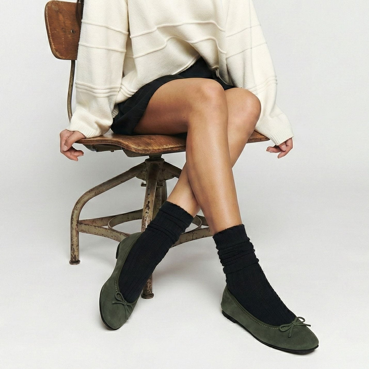 Giselle -Waterproof Suede Khaki ウォータープルーフスエード カーキ kurun クルン kuruntokyo 入学式 卒業式 クルントウキョウ 疲れない 痛くない madeinjapan 日本製 本革 バレエシューズ フラットシューズ パンプス kurunTOKYO mdmバレエシューズwaterproof レインシューズ 小さいサイズ 大きいサイズ 26cm 21.5cm 26cm 25.5cm 25cm 22cm