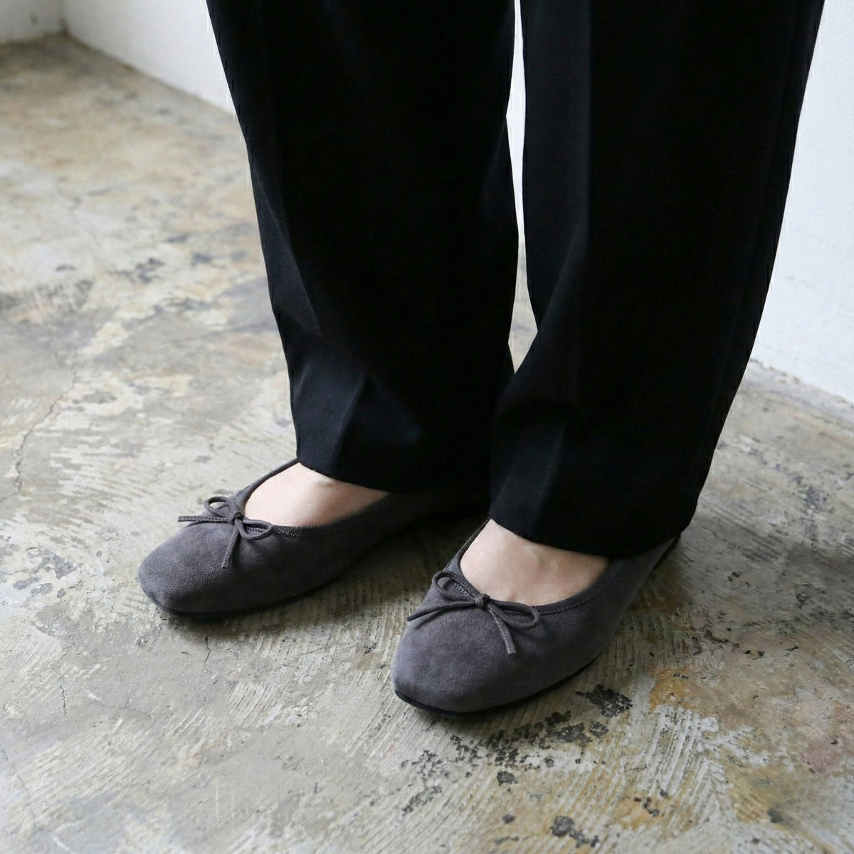 Giselle -Waterproof Suede Darkgray ウォータープルーフ スエード ダークグレー kurun クルン kuruntokyo 入学式 卒業式 クルントウキョウ 疲れない 痛くない madeinjapan 日本製 本革 バレエシューズ フラットシューズ パンプス kurunTOKYO mdmバレエシューズwaterproof レインシューズ 小さいサイズ 大きいサイズ 26cm 21.5cm 26cm 25.5cm 25cm 22cm