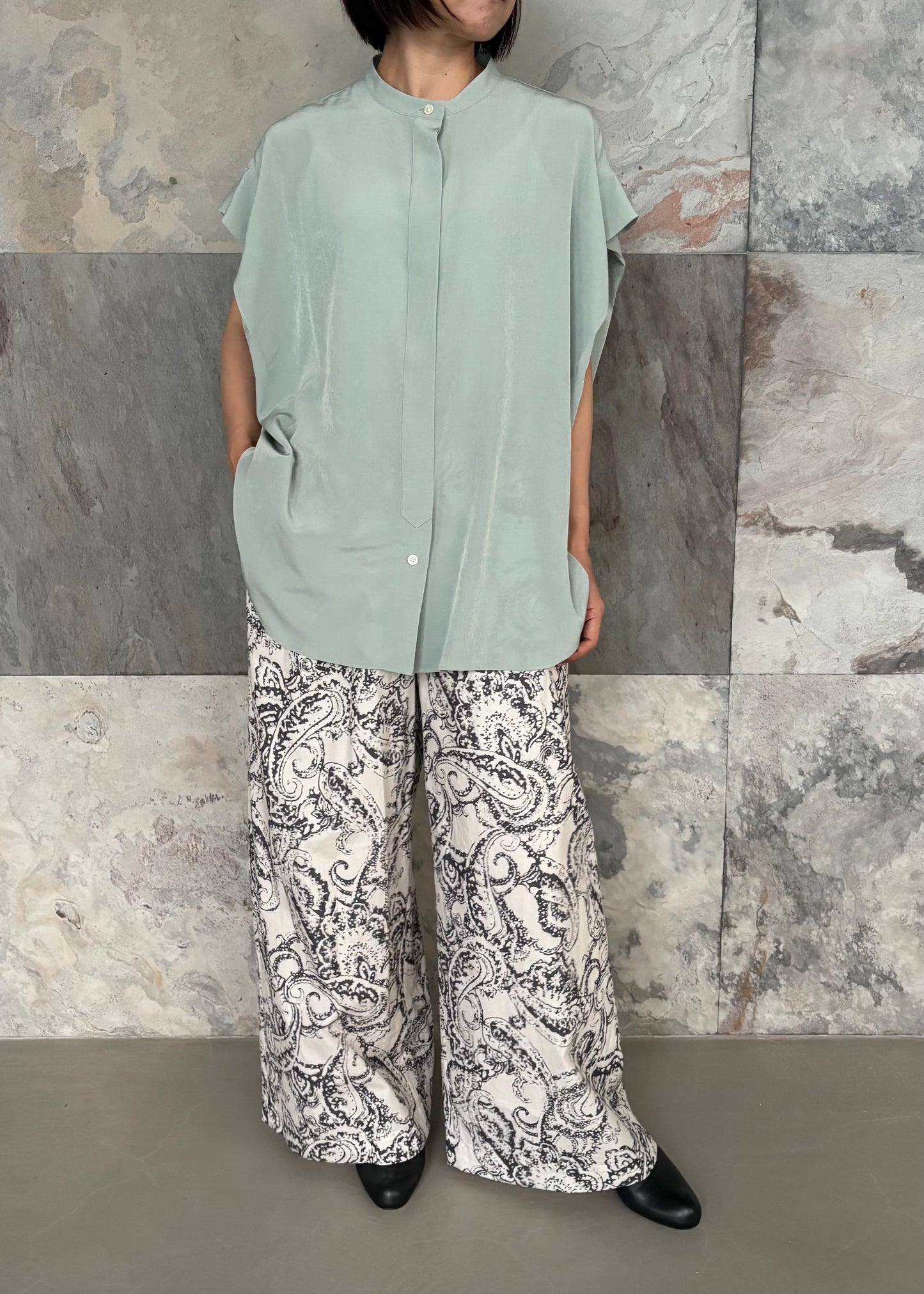 SACRA/TRIACE MICRO CREPE TOP