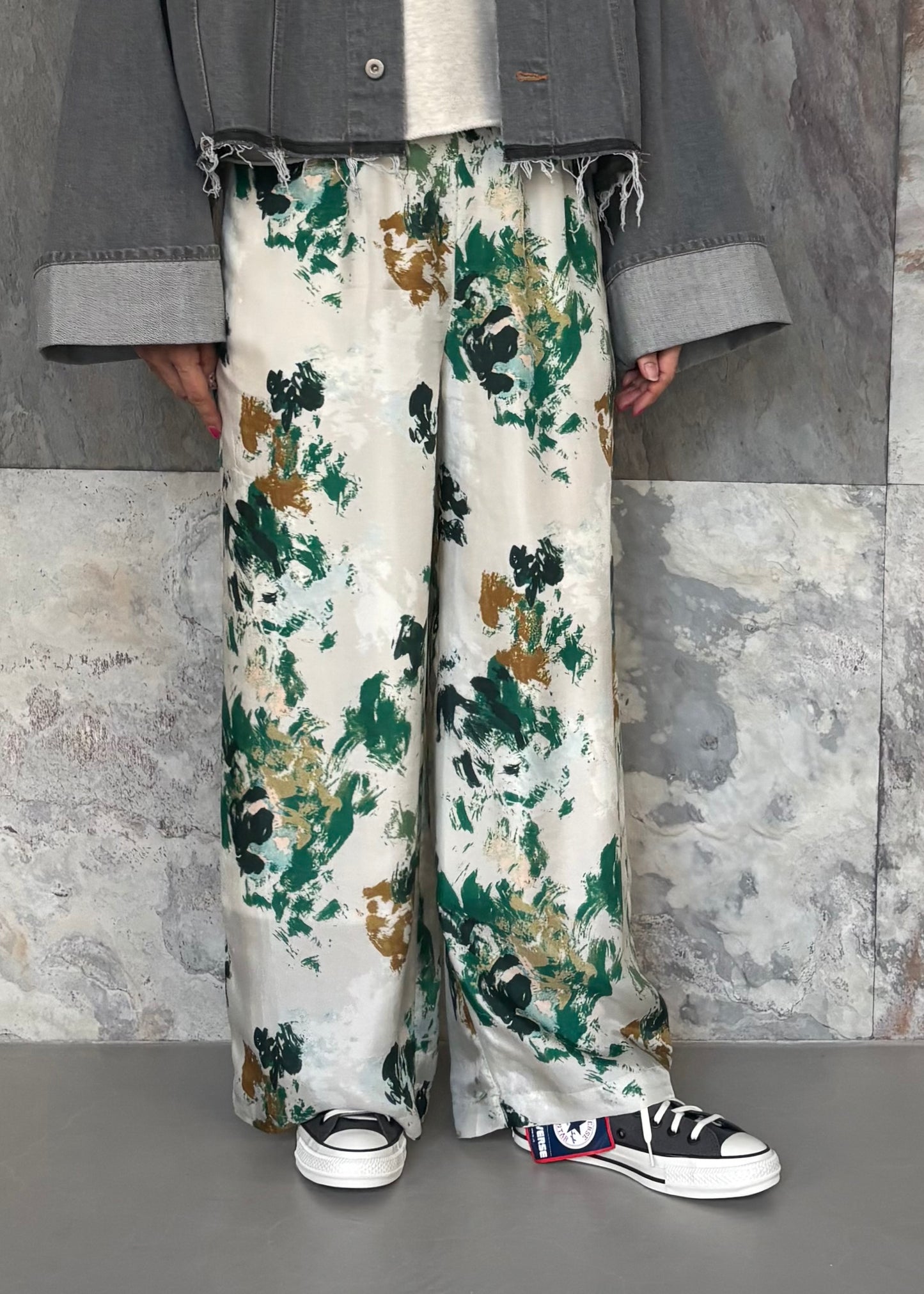 SACRA/BLURRED FLORA PANTS