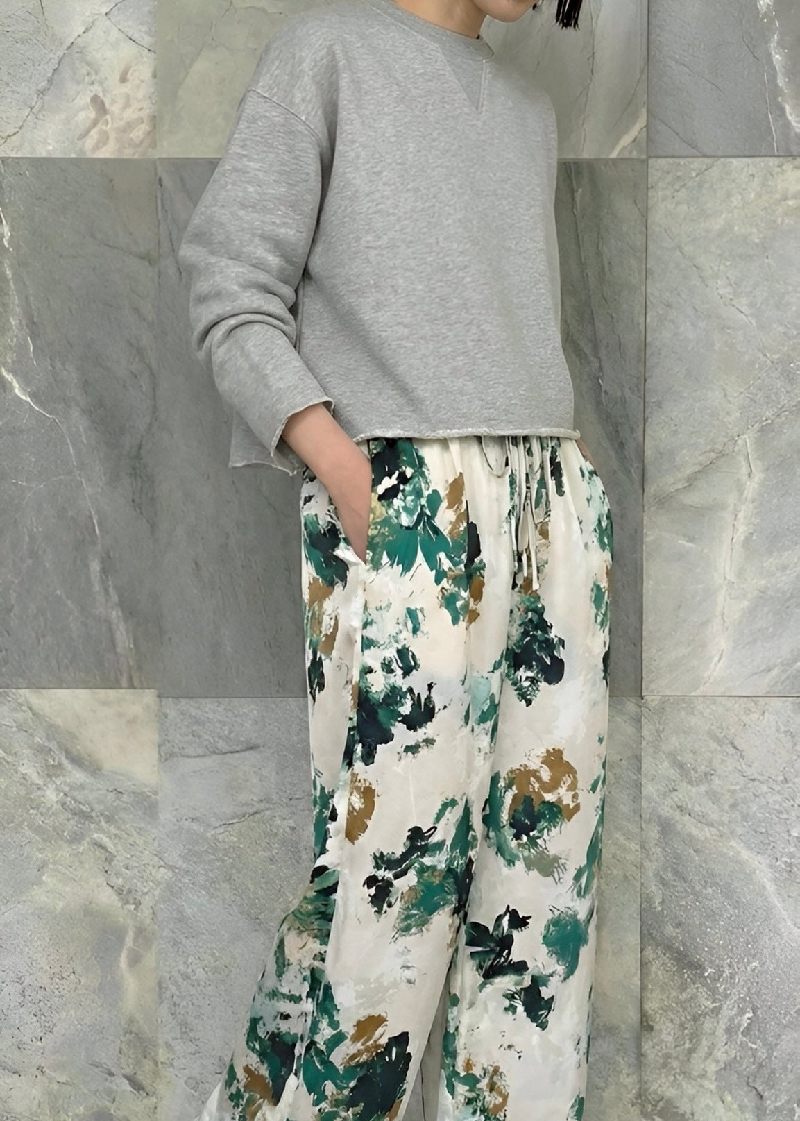 SACRA/EXTRA FINE FLEECE CROPPED TOP