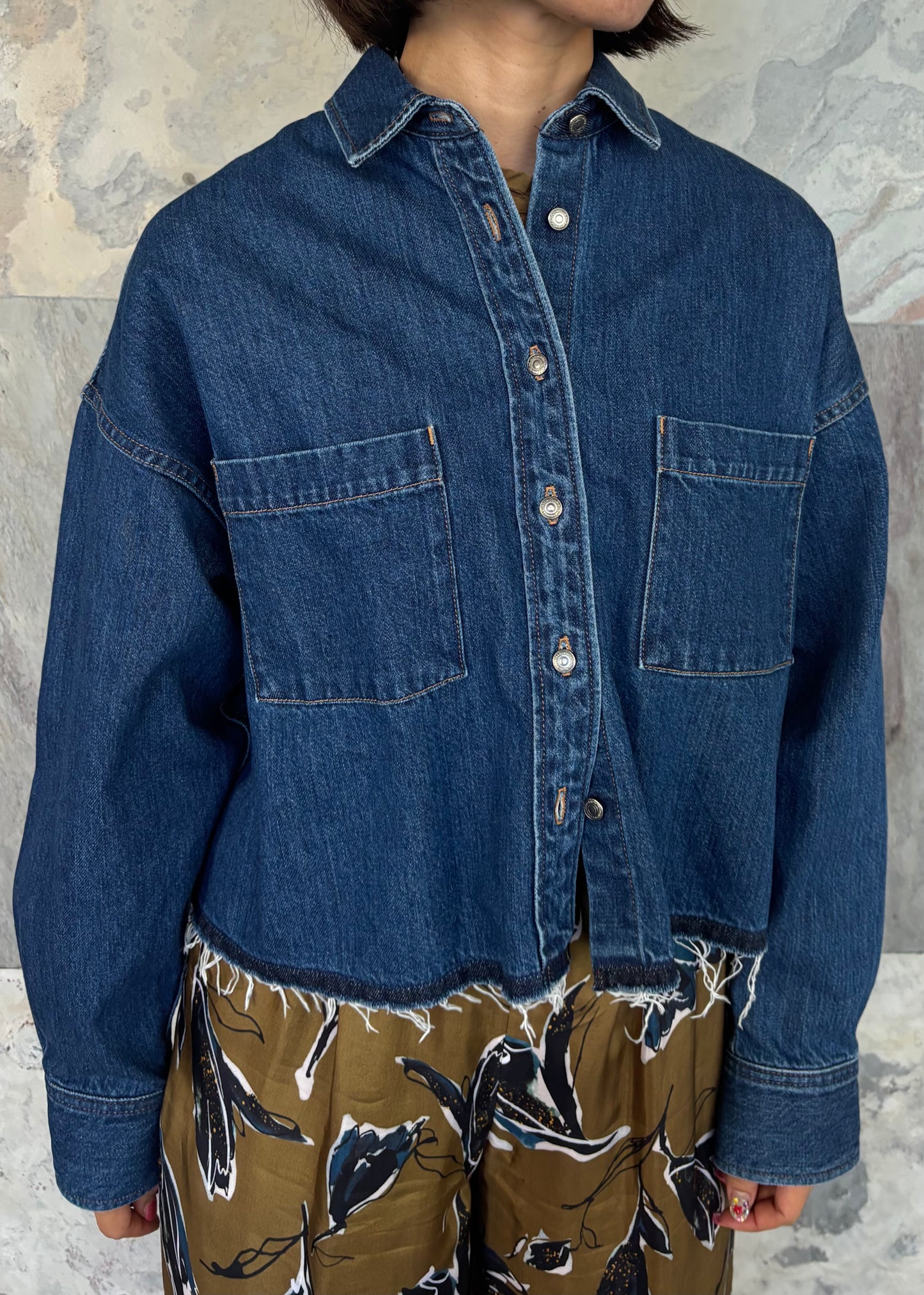 SACRA  AUTHENTIC DENIM CROPPED SHIRT