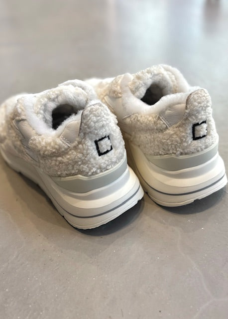 DATE / FUGA TEDDY – SPITIFARO