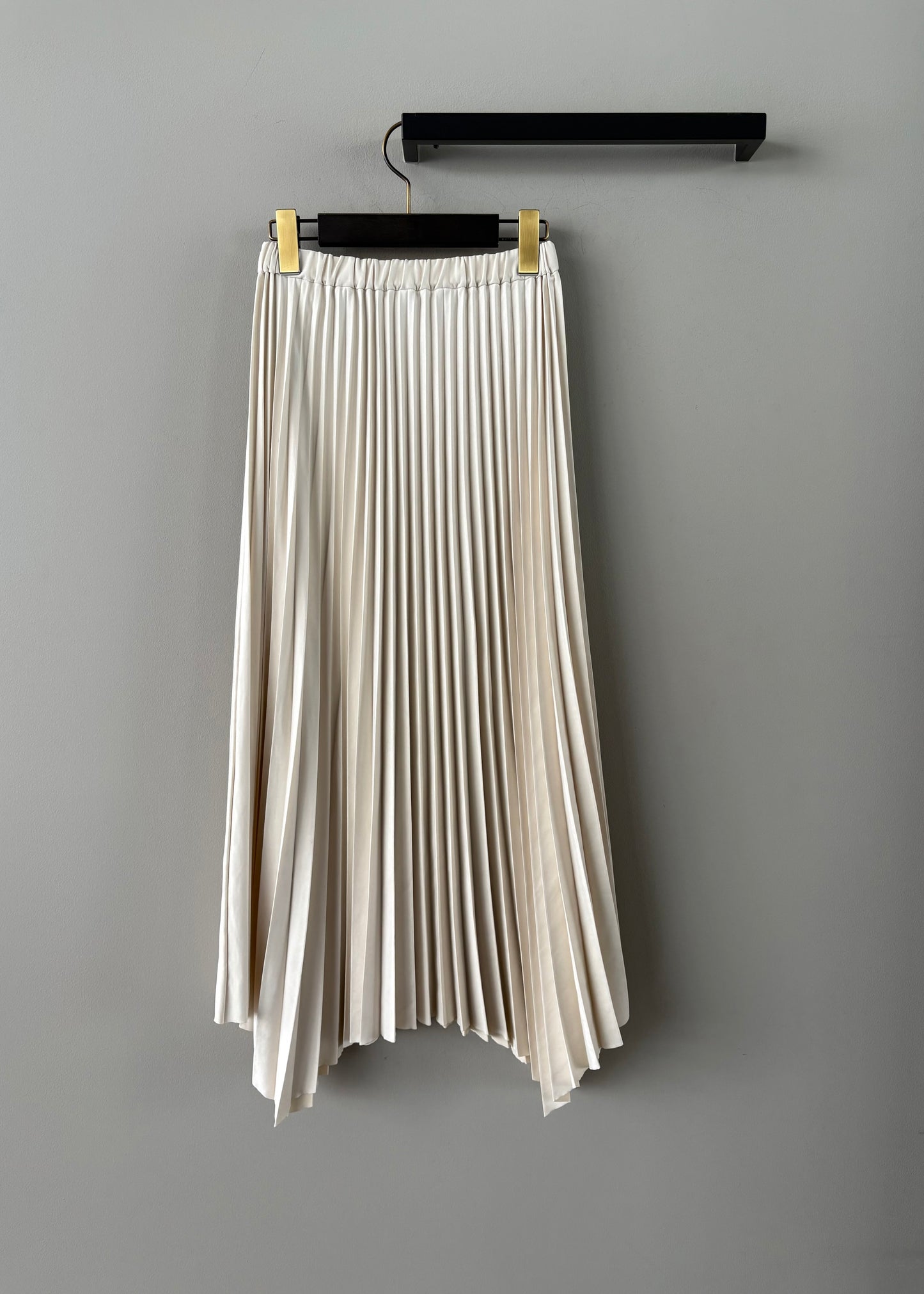 SACRA SYNTHETIC SUEDE PLEATS SKIRT