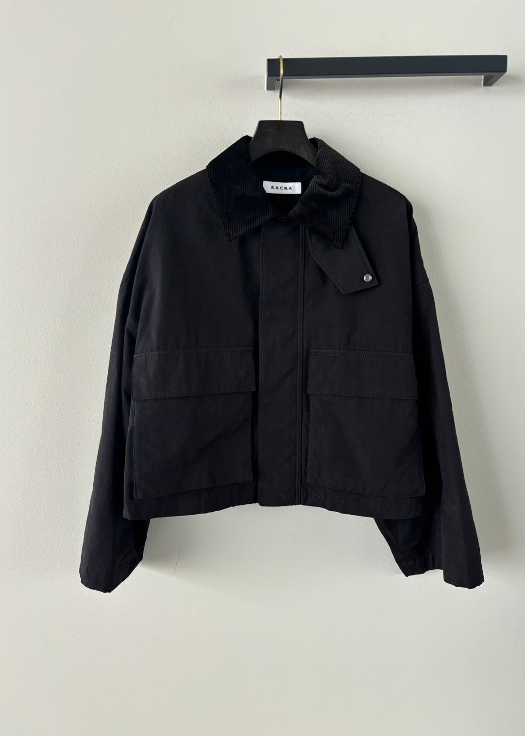 SACRA / WAXED HIGH DENSITY CLOTH SHORT JACKET