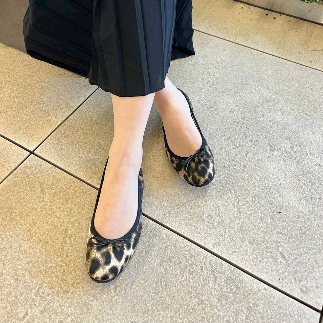 [7/23(wed)20:00～発売開始]Pauline -Waterproof satin leopardprint Grege ウォータープルーフ サテンレオパードプリント グレージュ kurun クルン kuruntokyo 入学式 卒業式 クルントウキョウ 疲れない 痛くない madeinjapan 日本製 本革 バレエシューズ フラットシューズ パンプス kurunTOKYO mdmバレエシューズwaterproof レインシューズ 小さいサイズ 大きいサイズ 26cm 21.5cm 26cm 25.5cm 25cm 22cm