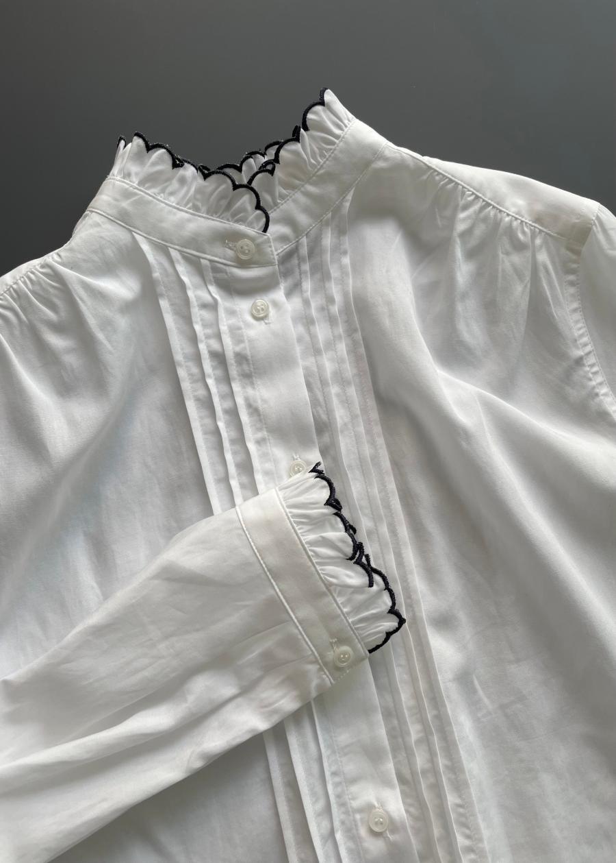 SINME /  EMBROIDERY BLOUSE