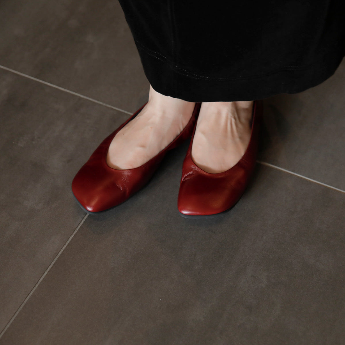 Zoe -Kip Leather Ruby red キップレザー ルビーレッド kurun クルン kuruntokyo 入学式 卒業式 クルントウキョウ 疲れない 痛くない madeinjapan 日本製 本革 バレエシューズ フラットシューズ パンプス kurunTOKYO mdmバレエシューズwaterproof レインシューズ 小さいサイズ 大きいサイズ 26cm 21.5cm 26cm 25.5cm 25cm 22cm